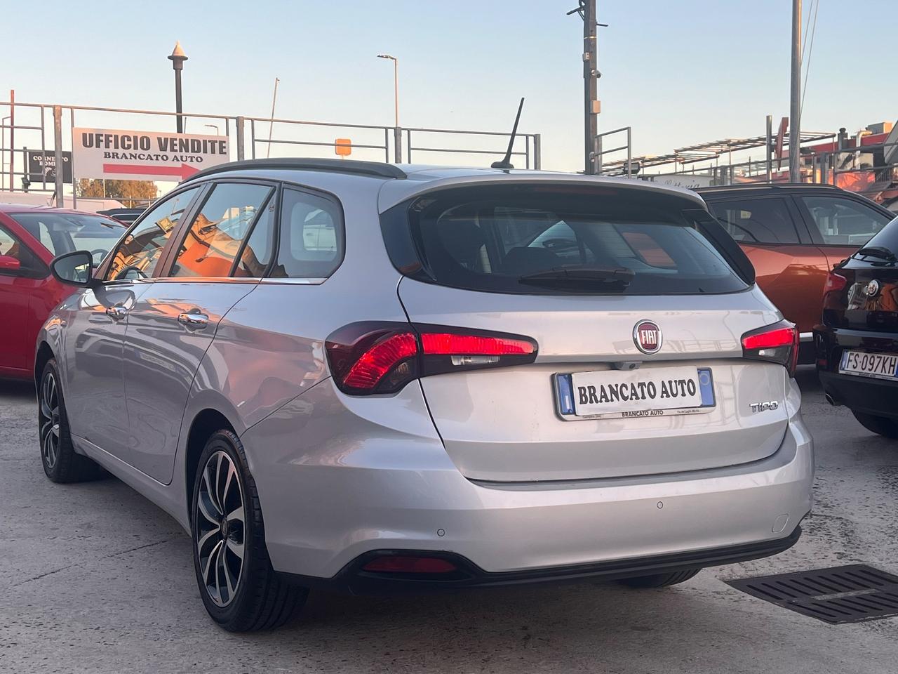 Fiat Tipo 1.6 Mjt S&S SW Lounge