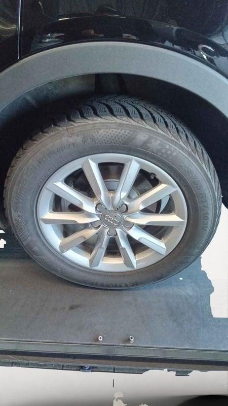 Audi Q3 2.0 TDI 120 CV Business