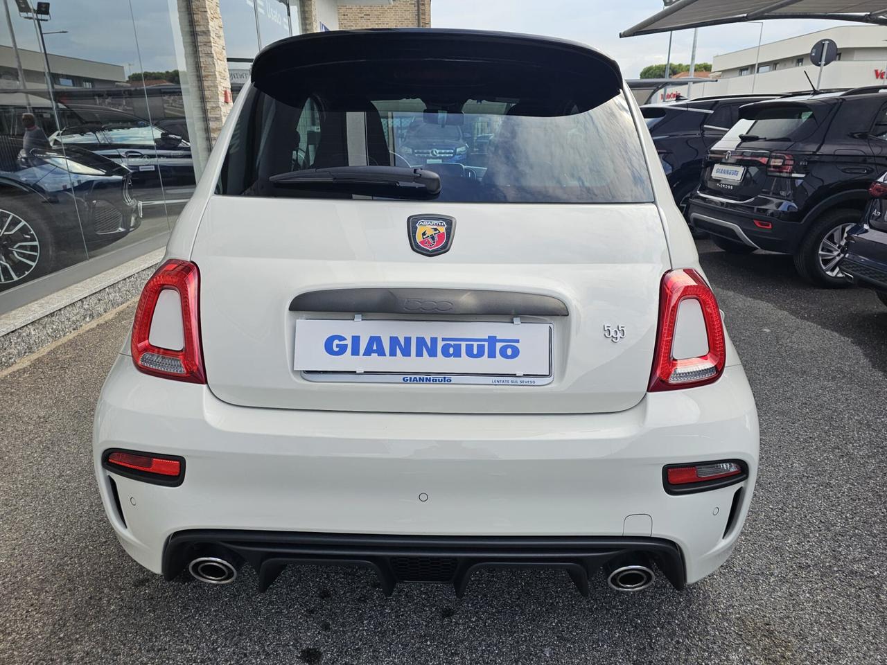 Abarth 595 1.4 Turbo T-Jet 165 CV