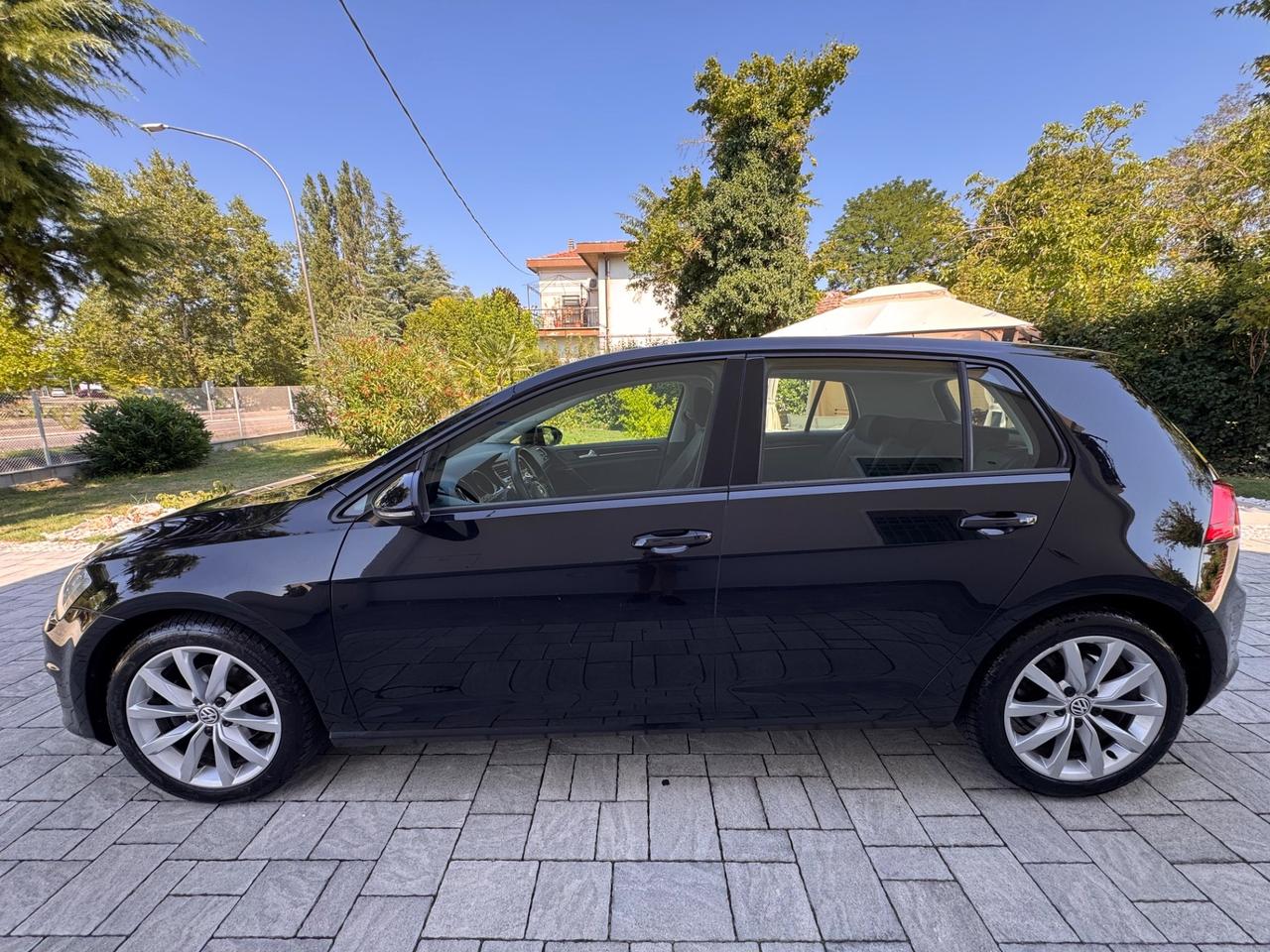 Volkswagen Golf 1.6 TDI 5p. Highline BlueMotion Technology OK NEOPATENTATI