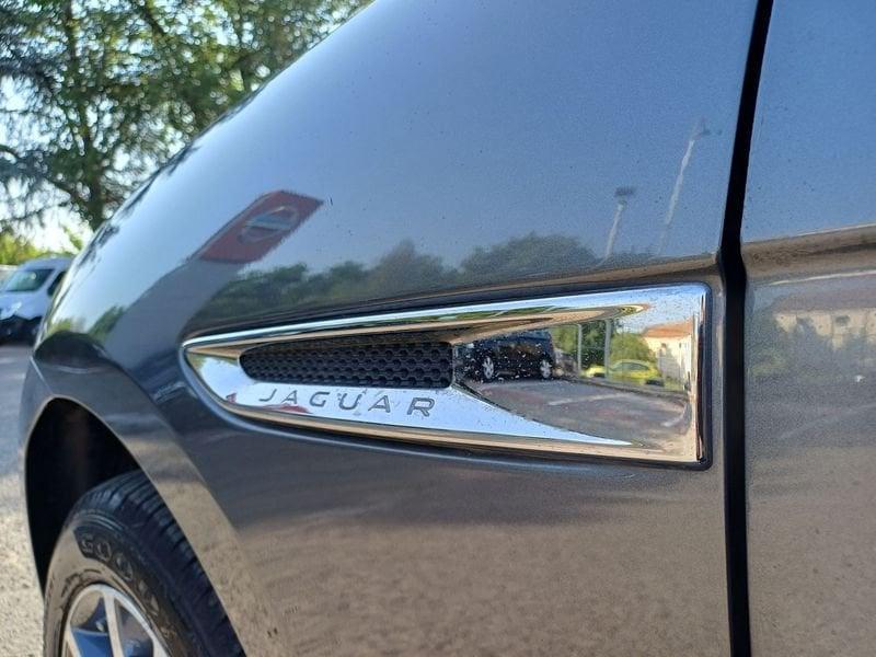 Jaguar F-Pace F-Pace 2.0d awd 180cv auto R 20" KM CERTIFICATI