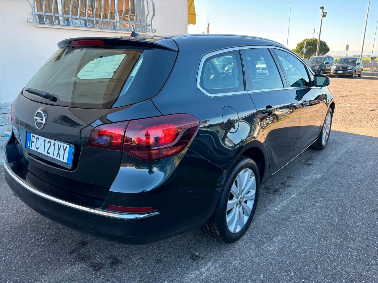 Opel Astra 1.4 Turbo 140CV Sports Tourer GPL Tech Cosmo