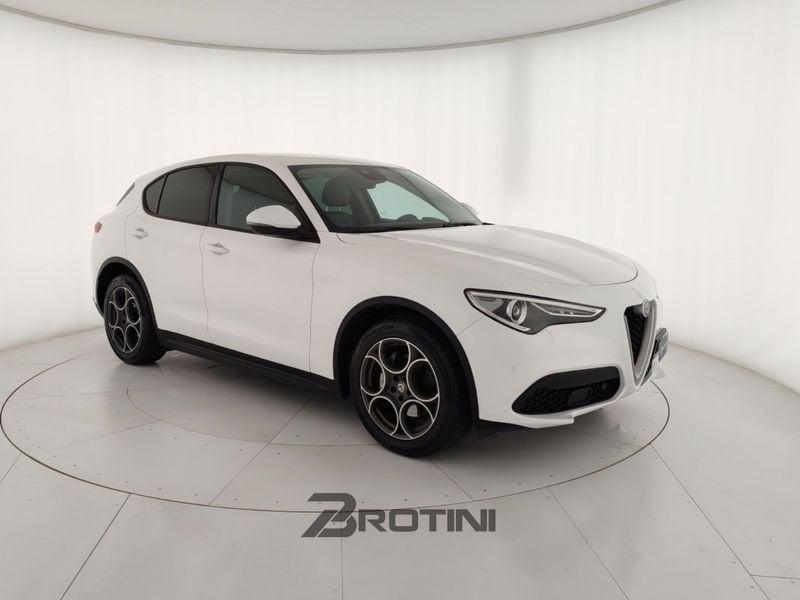 Alfa Romeo Stelvio 2.2 Turbo Diesel 160CV AT8 RWD Business