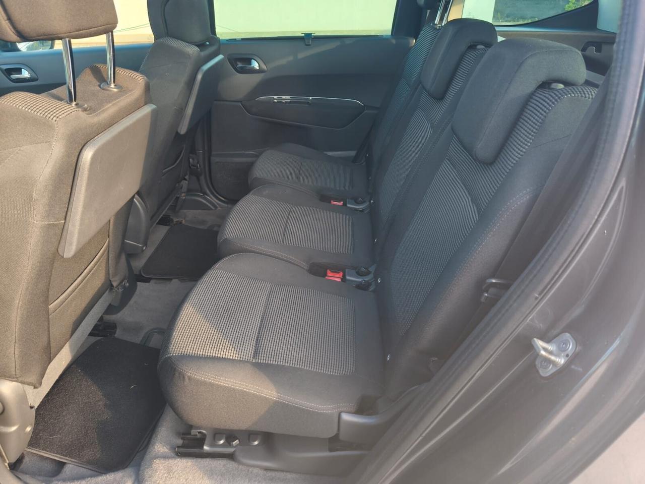 Peugeot 5008 1.6 THP 156CV Féline (Accetto Permute)