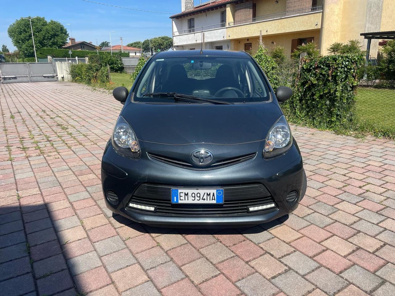 Toyota Aygo 1.0 12V VVT-i 5 porte Lounge Connect