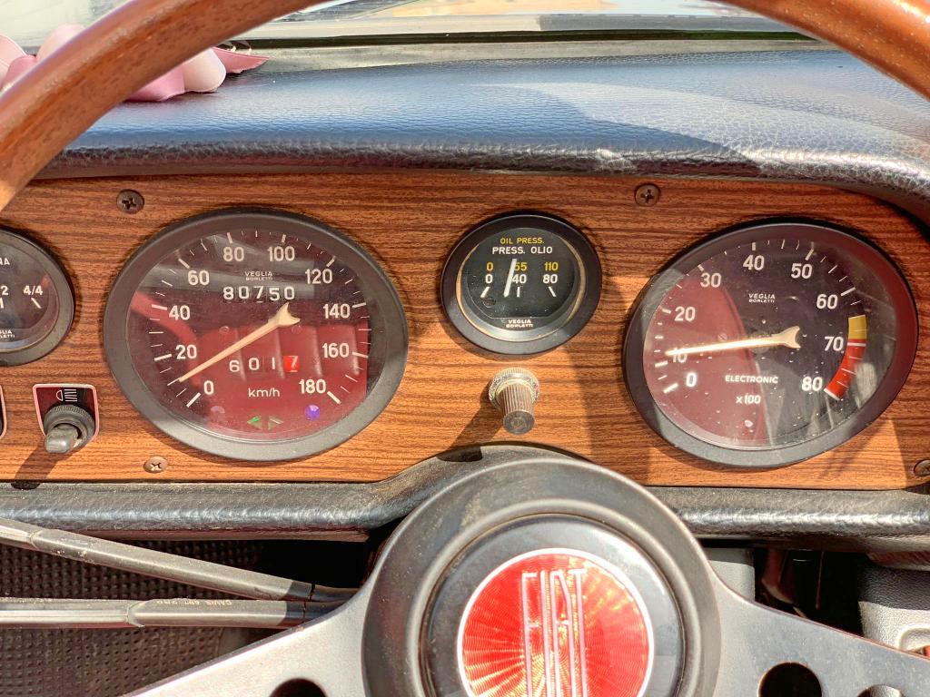 Fiat 850 SPIDER SPORT targa oro Asi