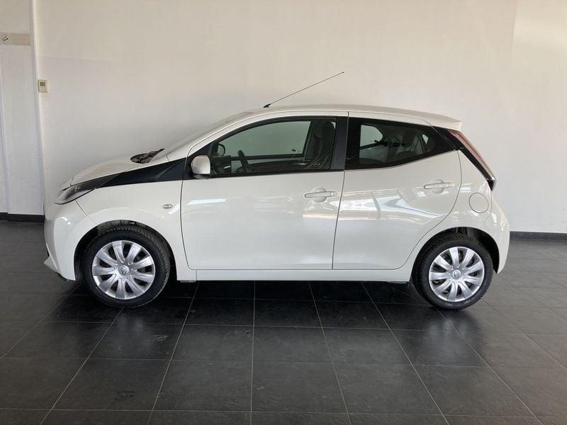 Toyota Aygo 1.0 VVT-i MMT x-play