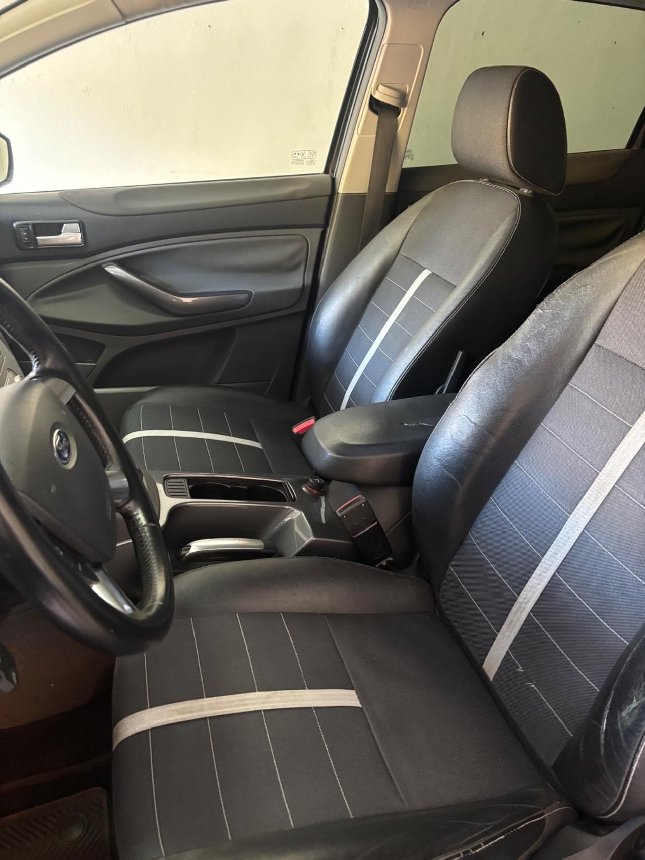 Ford Kuga 2.0 TDCi 140 CV 2WD Titanium DPF