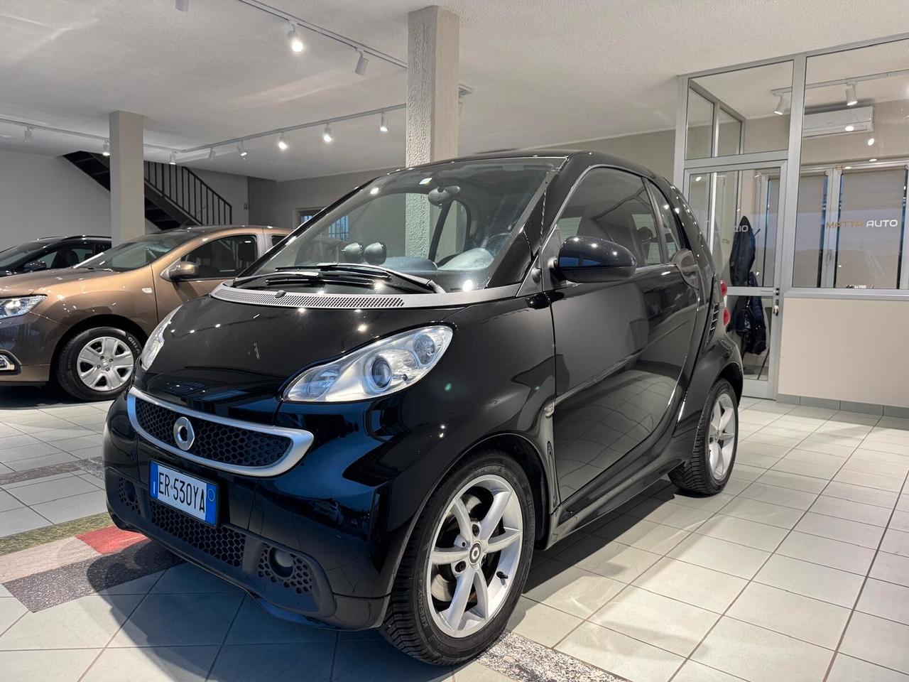 Smart ForTwo 1000 52 kW MHD coupé passion