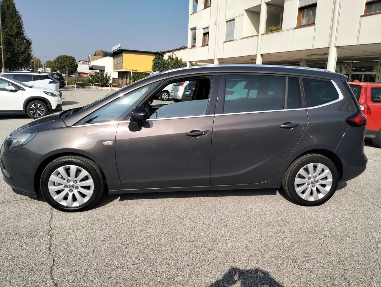 Opel Zafira Tourer 1.4 Turbo 140CV GPL Cosmo