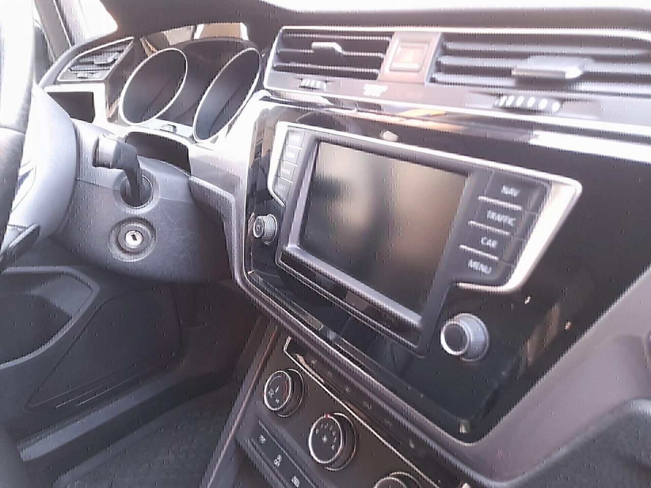 Volkswagen Touran 7 POSTI 2.0 115cv AUTOMATICO