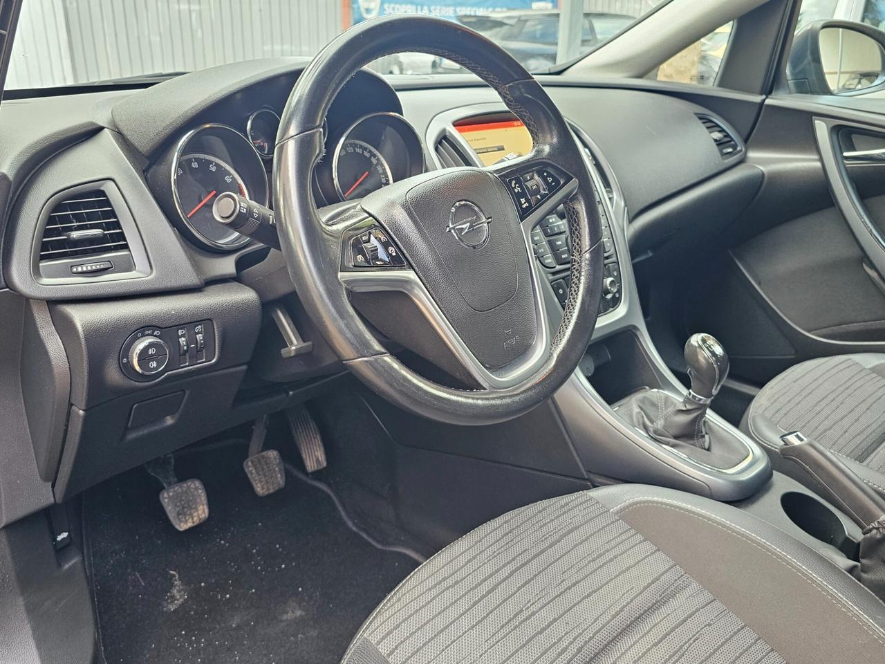 Opel Astra 1.4 Sports Tourer GPL Tech Elective