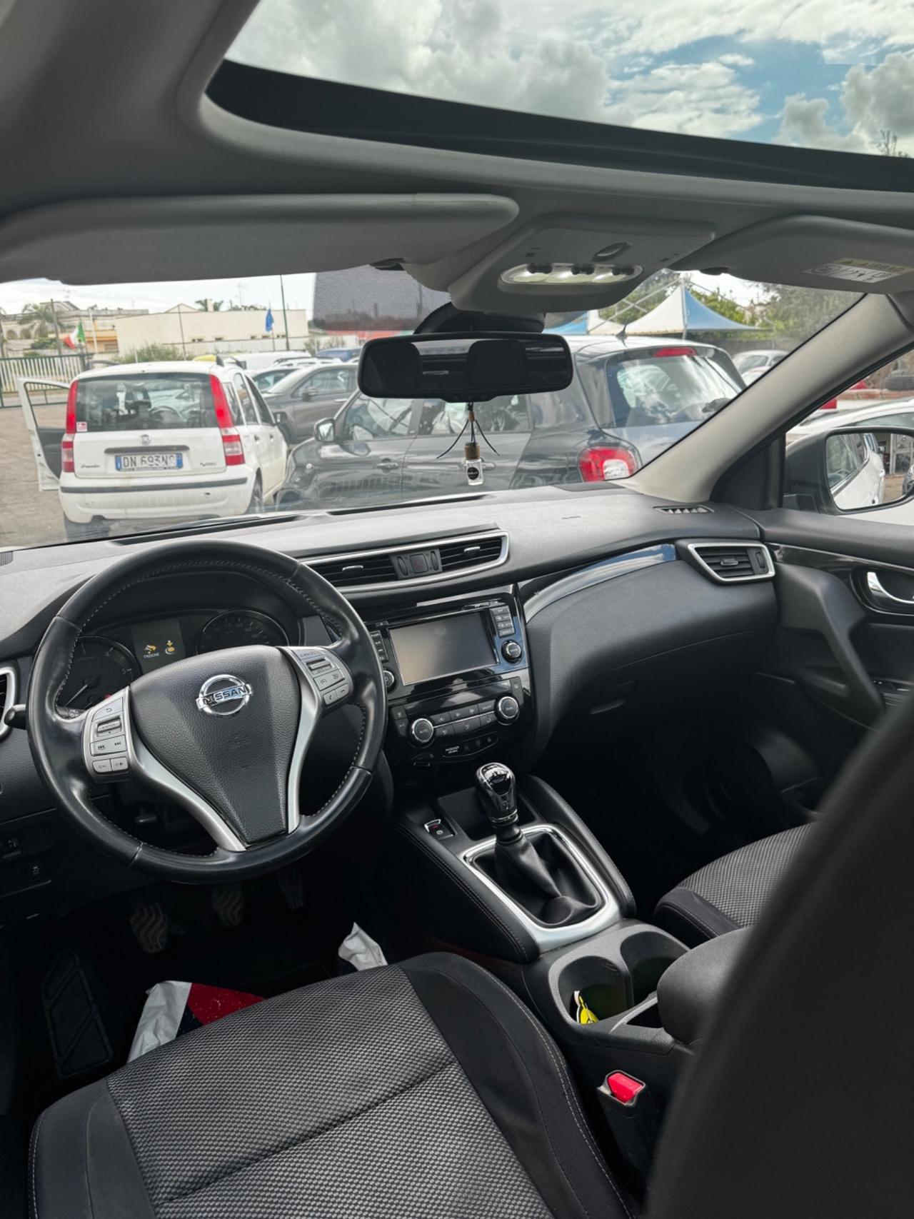 Nissan Qashqai 1.5 dCi Tekna