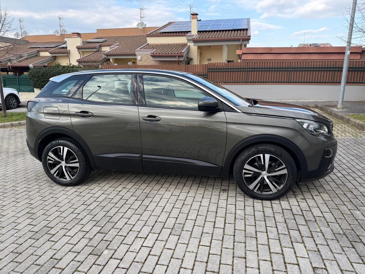 Peugeot 3008 1.5 BlueHDi 130cv *UNICO PROPRIETARIO*
