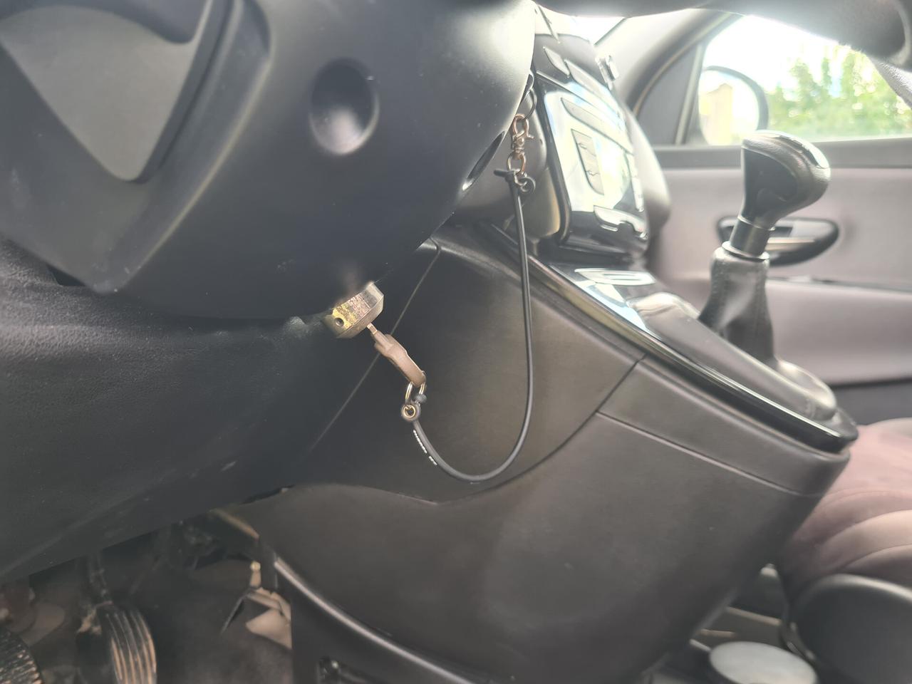 Lancia Ypsilon 1.3 MJT 16V 95 CV Gold 2012 NEOPATENTATI