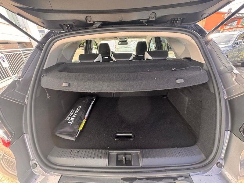 Renault Captur 1.6 E-Tech hybrid Intens 145cv auto 1.6 E-TECH Hybrid Intens Auto