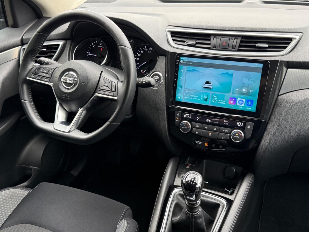 Nissan Qashqai 1.5 dCi N-Connecta|TETTO PANO
