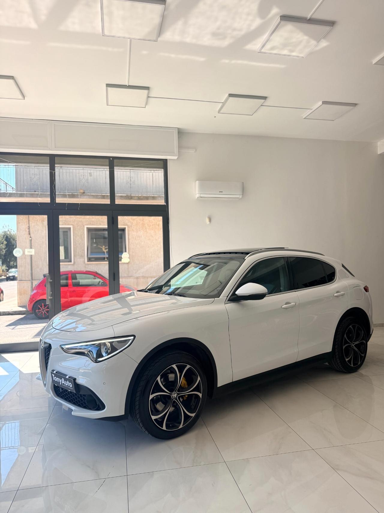 Alfa Romeo Stelvio 2.2 t Super Q4 210cv auto TETTO APRIBILE,TELECAMERA,SEDILI RISCALDABILI,NAVI,ANDROID AUTO,BLOCK SHAF
