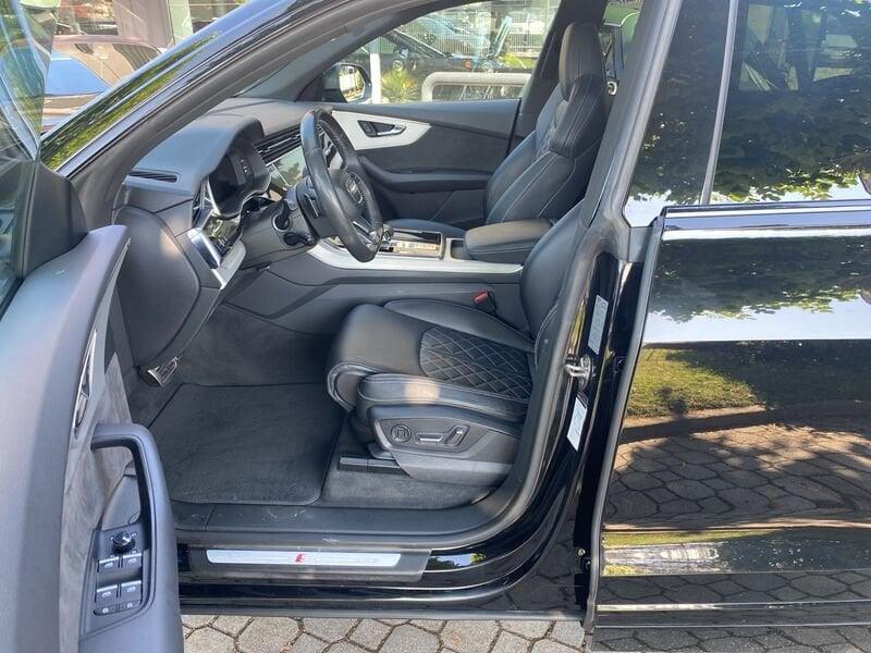 Audi Q8 SQ8 TDI quattro tiptronic