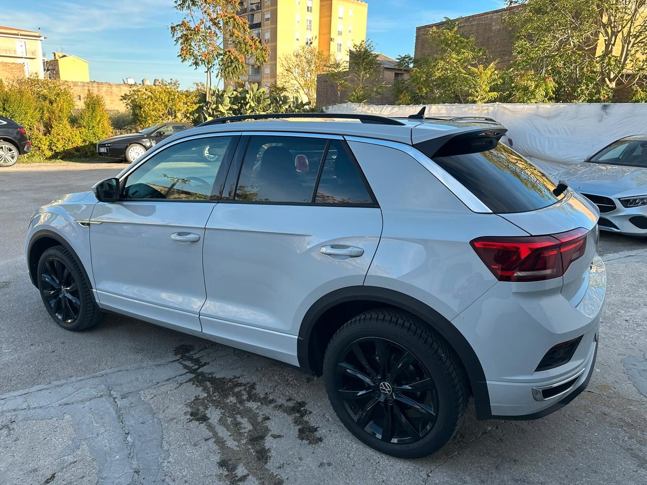 Volkswagen T-Roc 1.0 TSI R-Line 110cv - 2021