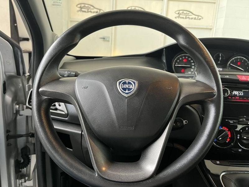 Lancia Ypsilon Ypsilon 1.2 69 CV 5 porte tua da 79,00 euro al mese