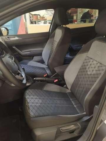Volkswagen Taigo 1.0 TSI 110 CV R-Line