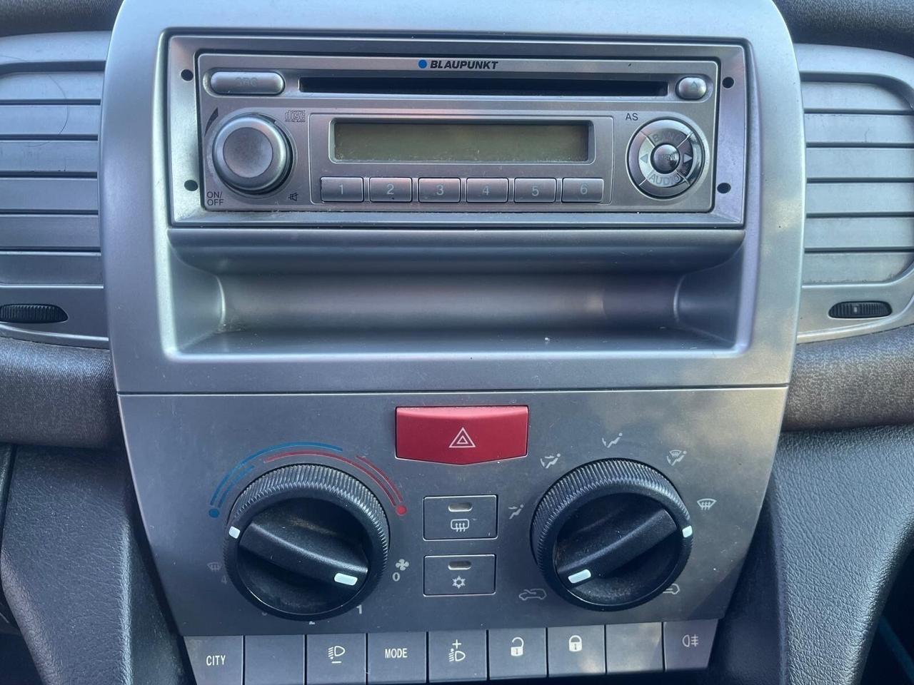 Lancia y -1.2 benz- full-2009