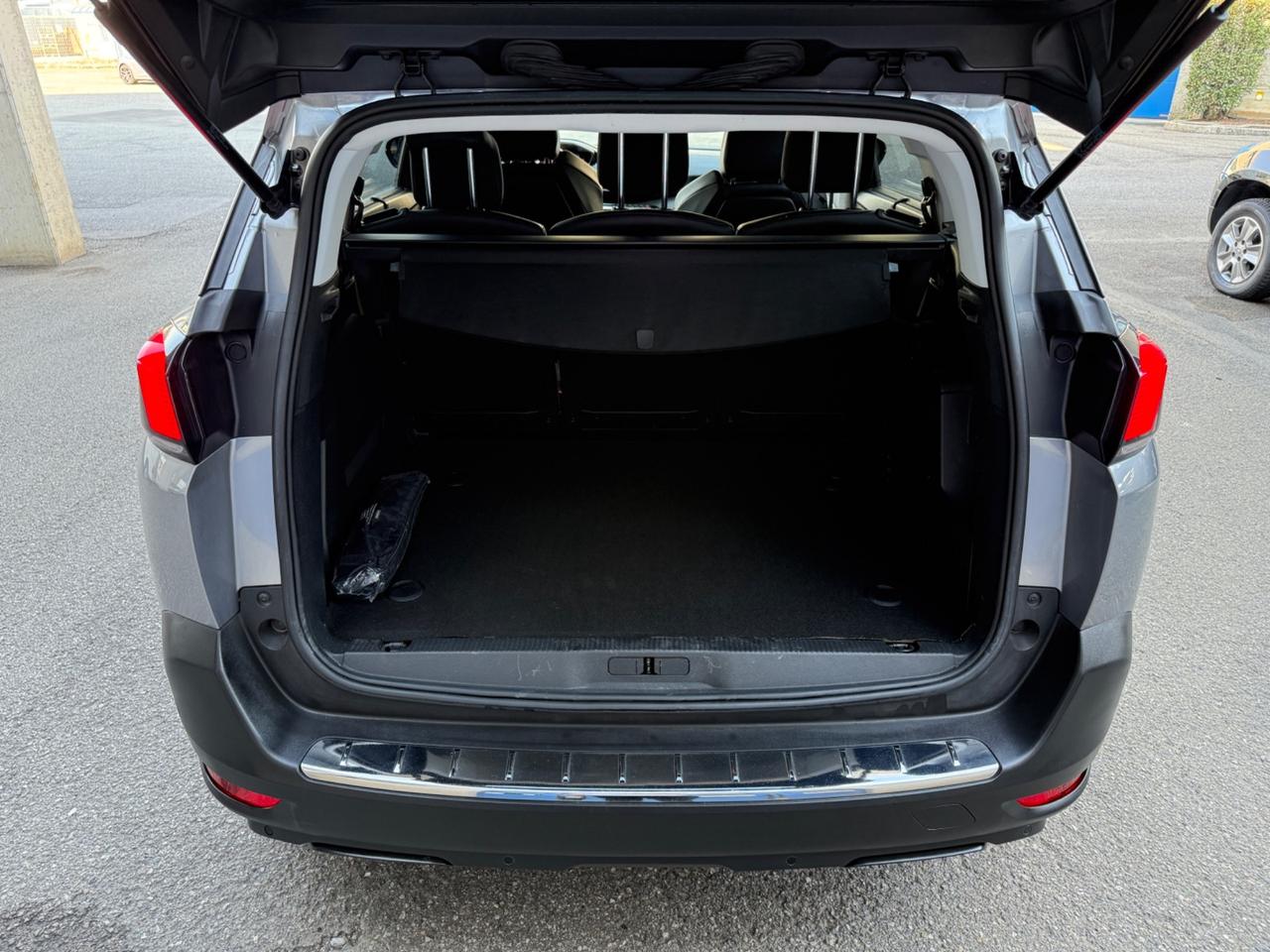 Peugeot 5008 BlueHDi 130cv S&S Allure