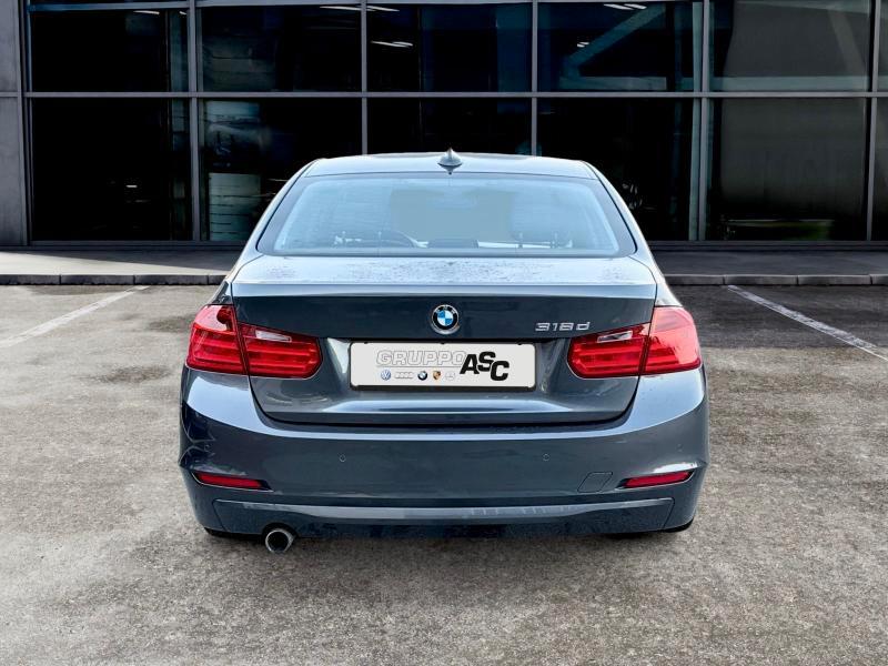 BMW Serie 3 Berlina 318d 2.0 DIESEL 143 CV Sport