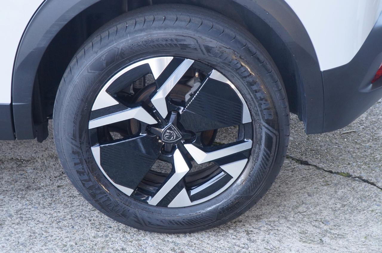 Peugeot 2008 PureTech 100 S&S Allure