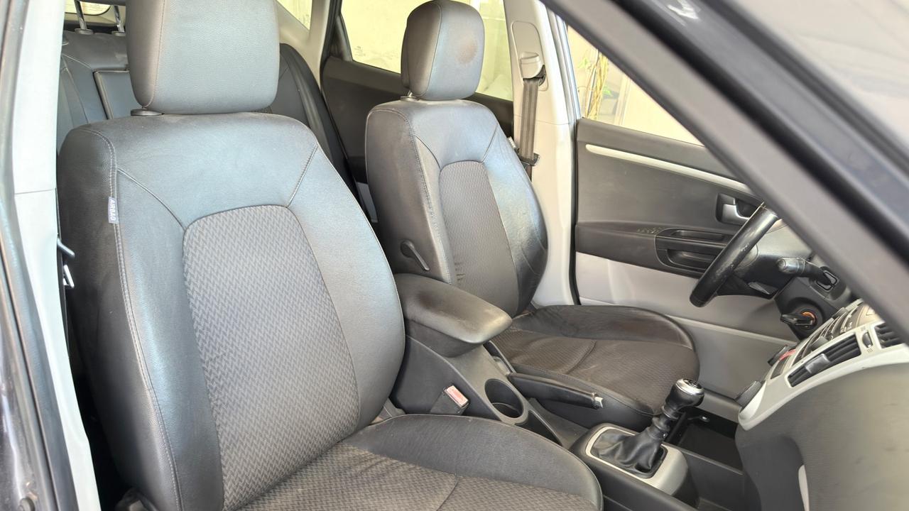Kia Ceed cee'd Sp. Wag. 1.6 CRDi VGT 115CV EX