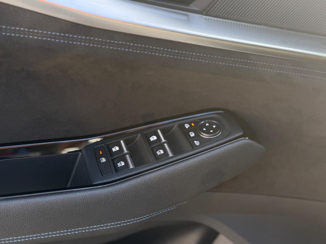 Renault Austral Full Hybrid E-Tech 200 CV Iconic Esprit Alpine