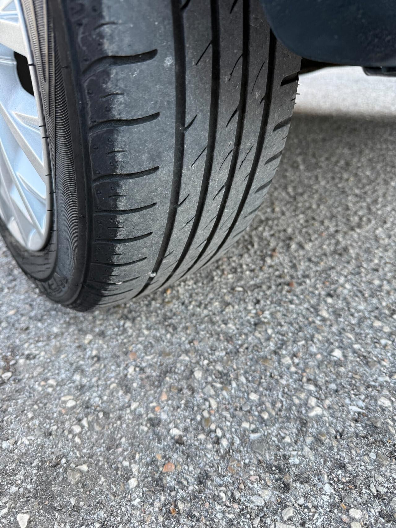 " UNA CHICCA " Fiat 500 1.0 Hybrid Lounge