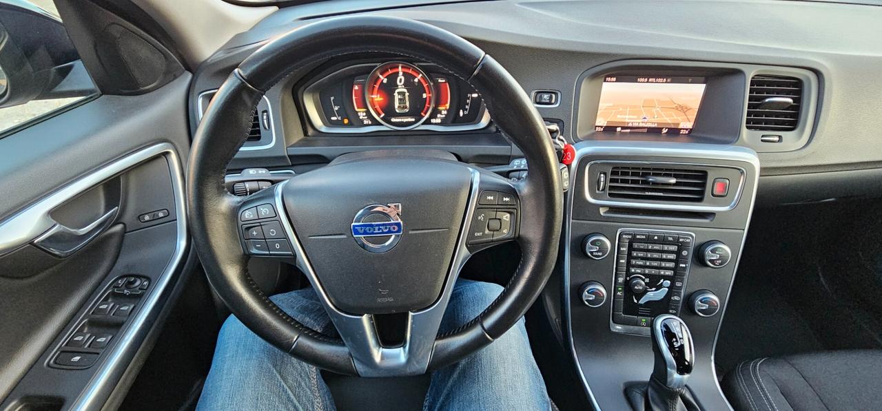 Volvo V60 Automatica 120 CV