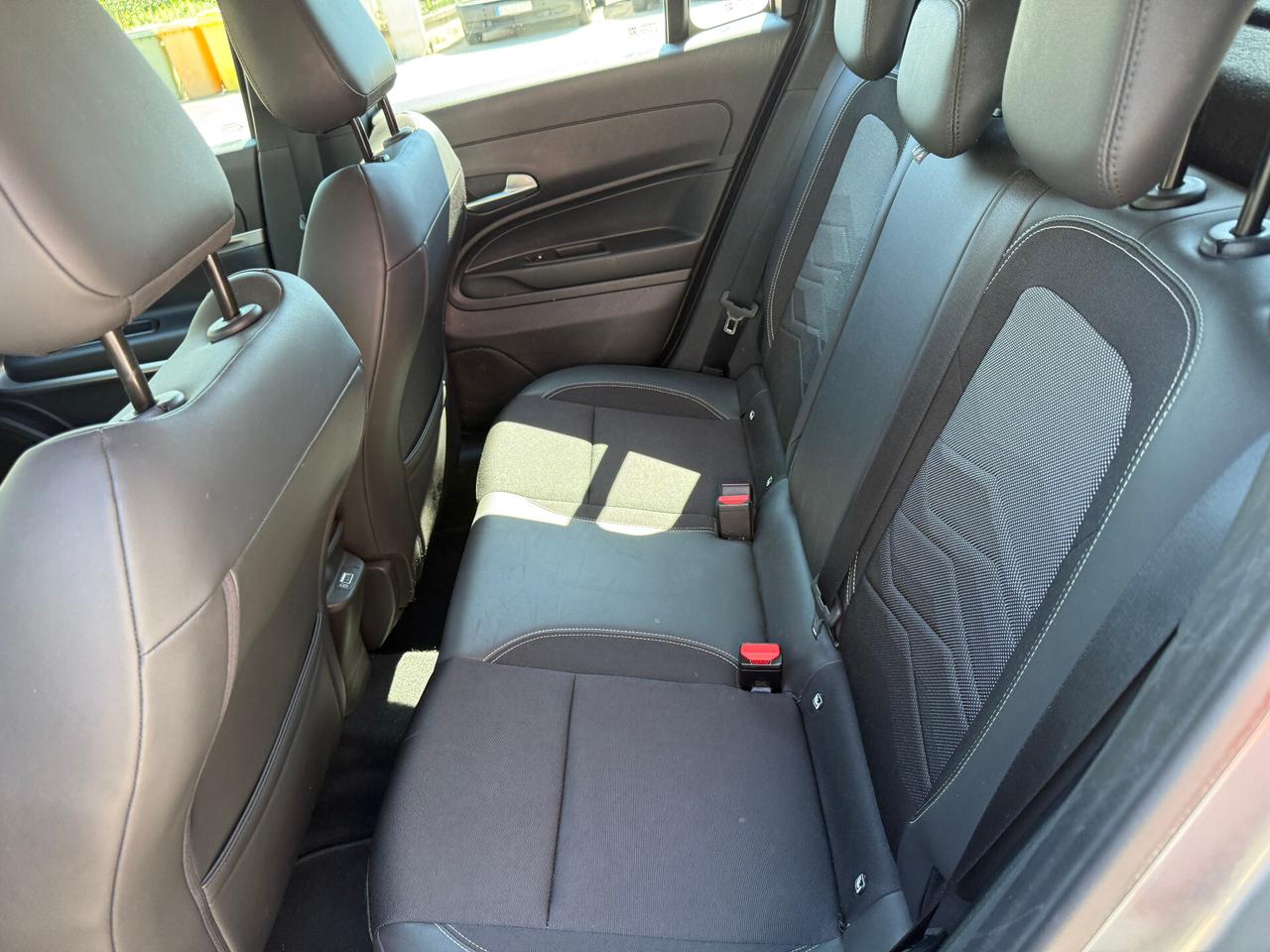 Jeep Avenger 1.2 Turbo 100 CV Longitude PARI AL NUOVO