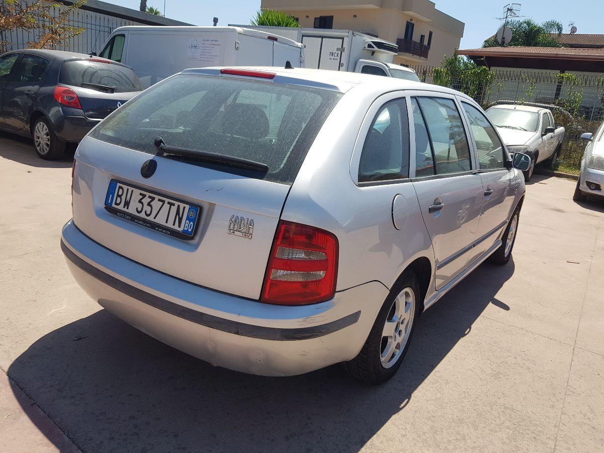 SKODA - Fabia Station Wagon - 16V/101 CV Wagon Elegance