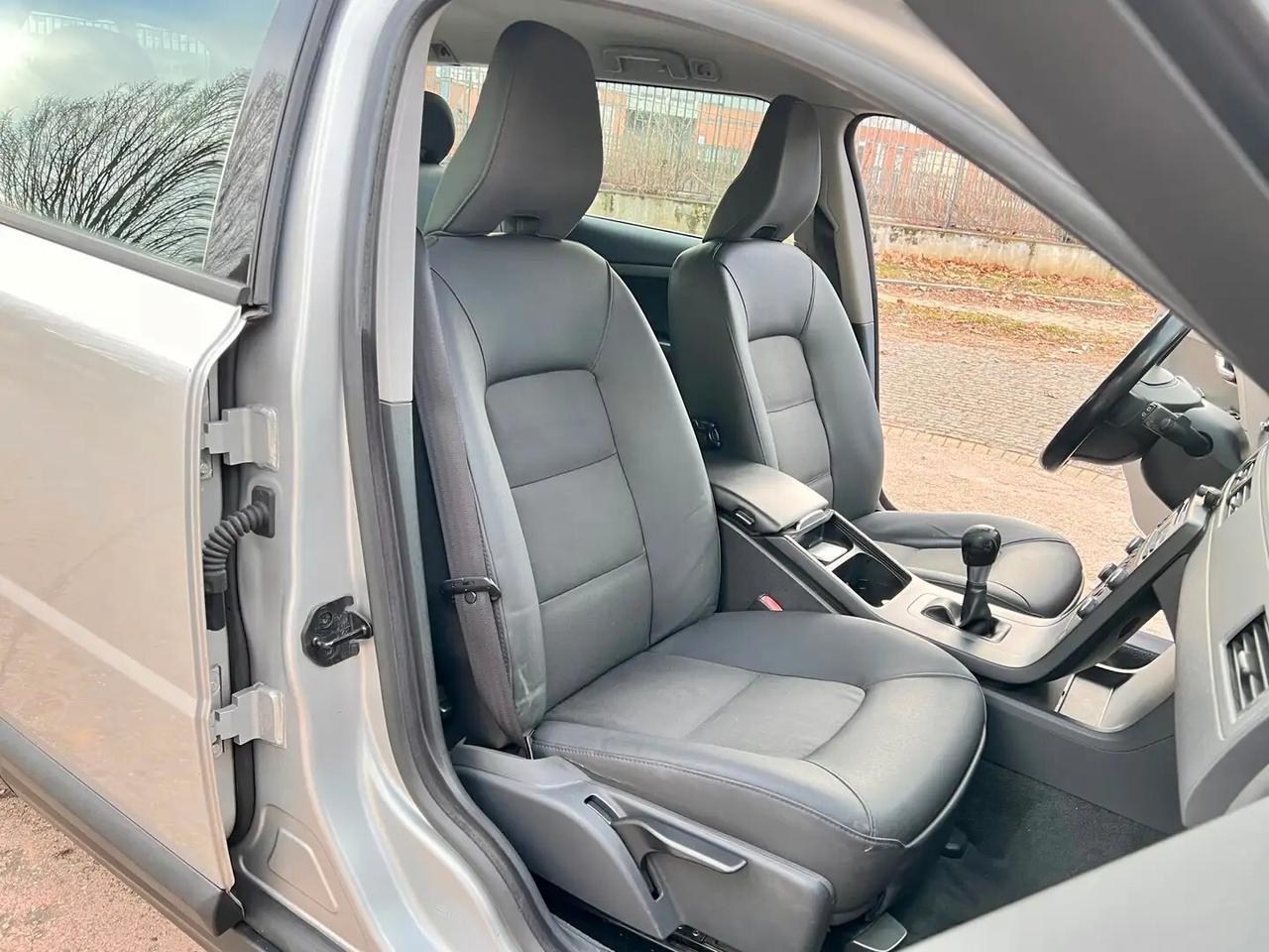 Volvo V70 2.0 D 136cv 6M Kinetic