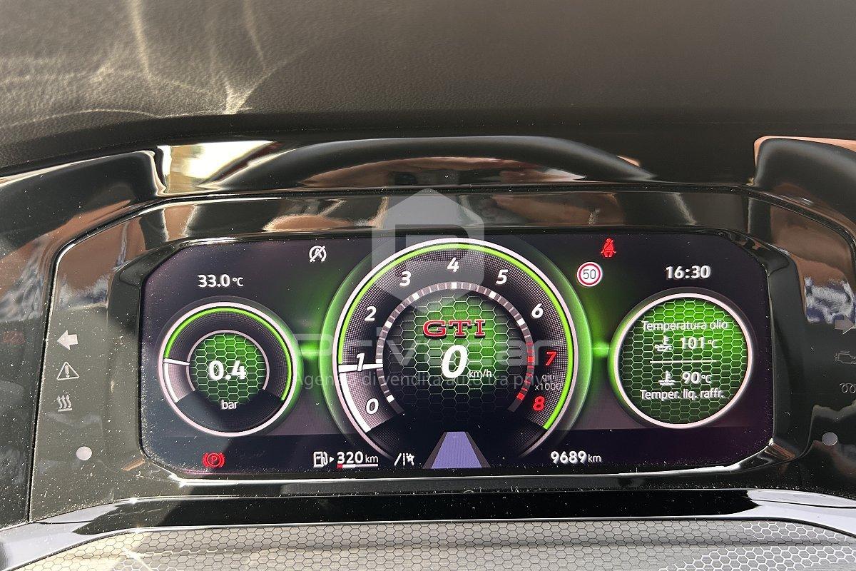VOLKSWAGEN Golf 2.0 TSI GTI Ultimate