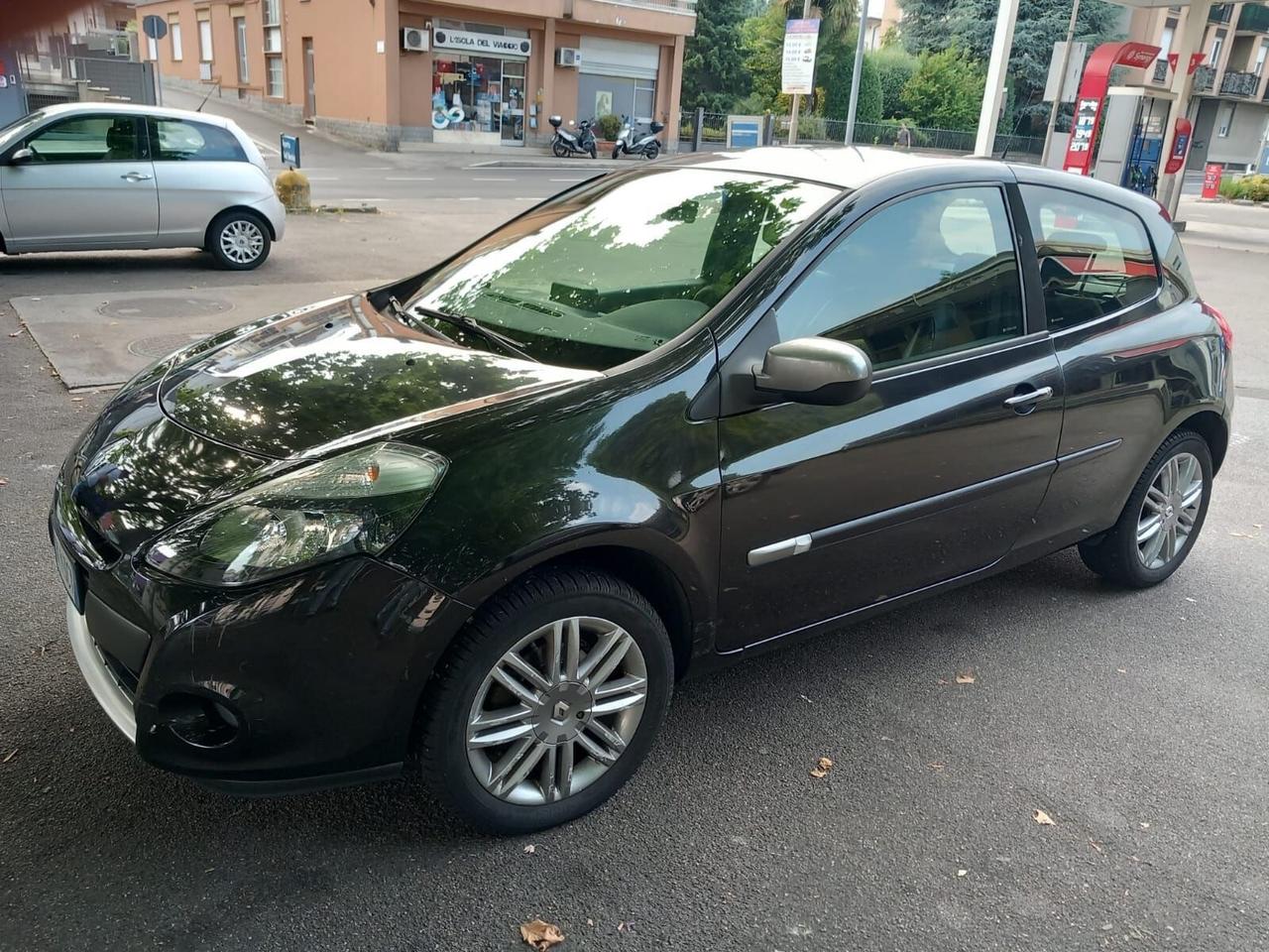 Renault Clio 1.2 16V 3 porte Live!