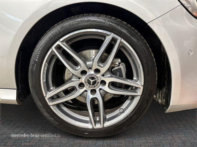 MERCEDES-BENZ A 200 d Automatic 4Matic Premium