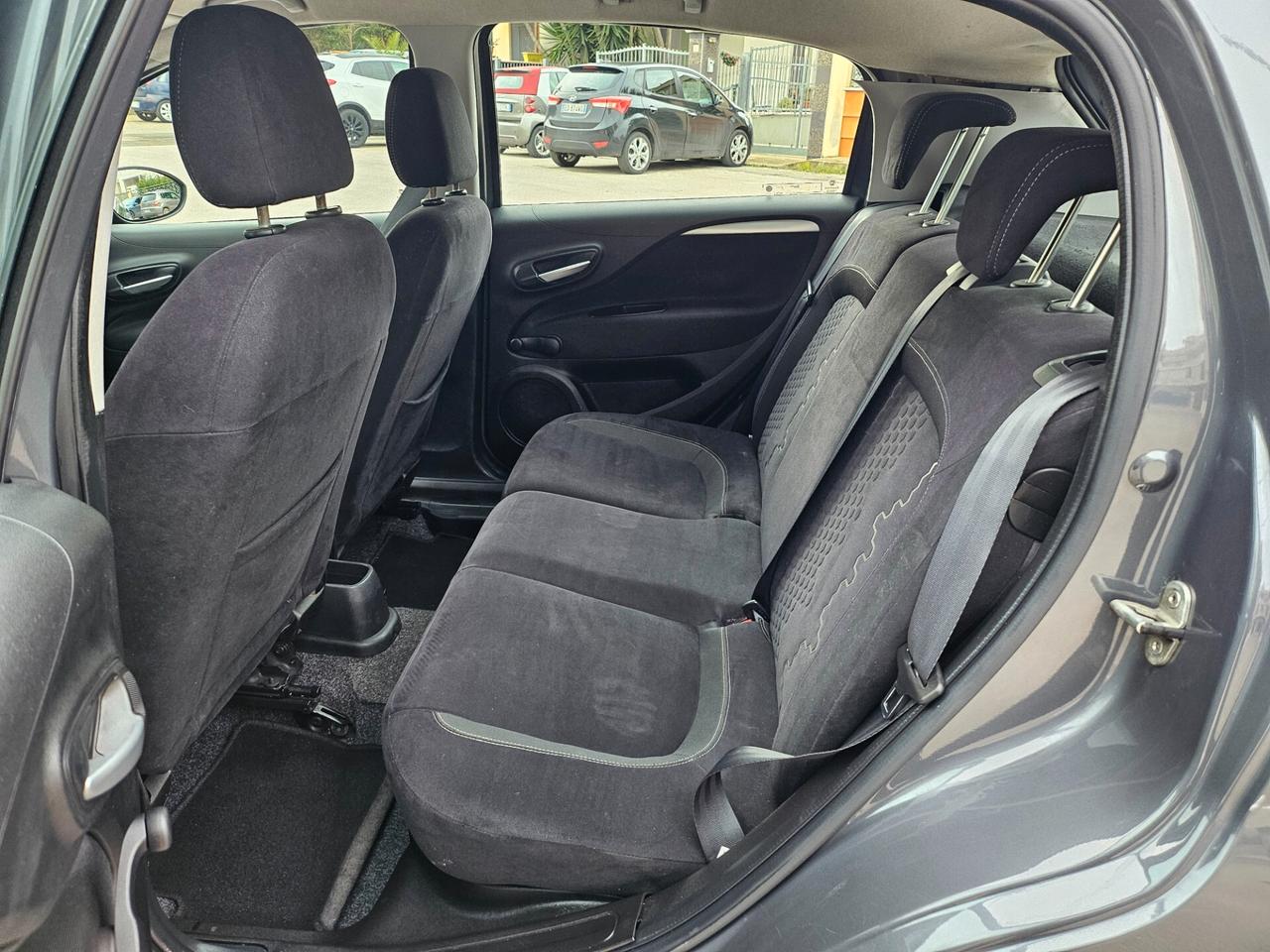 Fiat Nuova Punto 5pt. 1.4 Benzina/Metano 77cv (57kw)