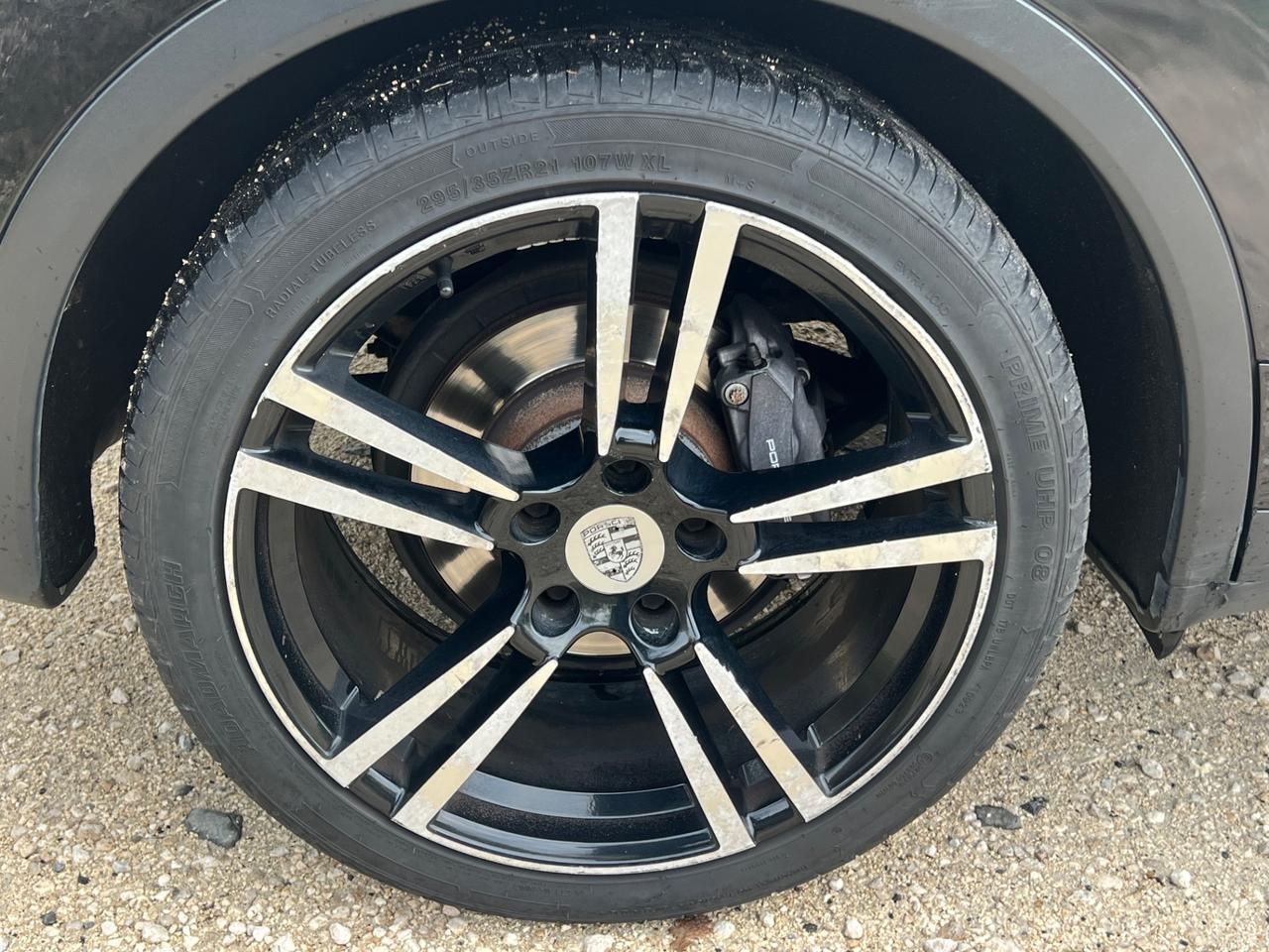 Porsche Cayenne 3.0 Diesel FULL OPTIONAL PERMUTE RATE GARANZIA