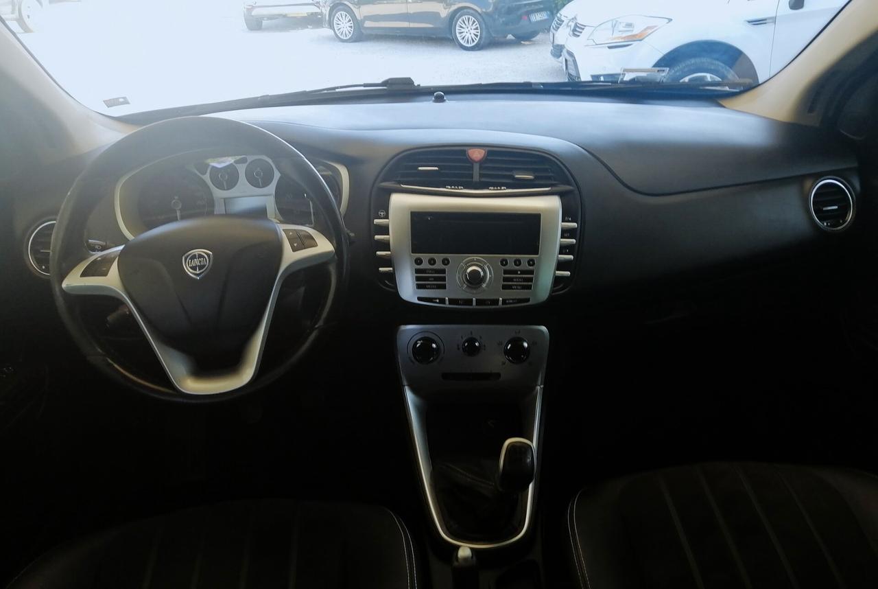 Lancia Delta 1.6 mtj 120 cv
