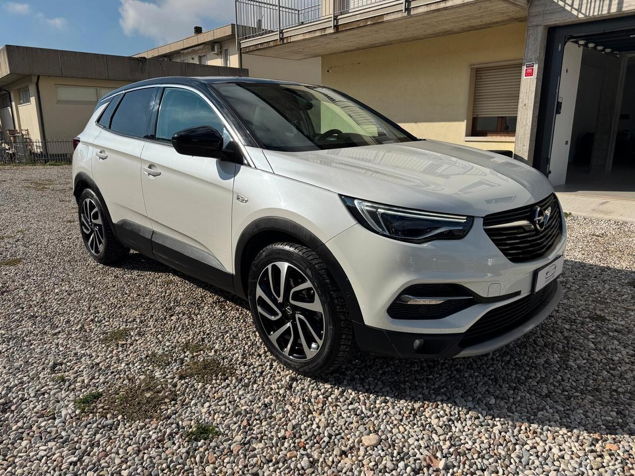 Opel Grandland X ULTIMATE