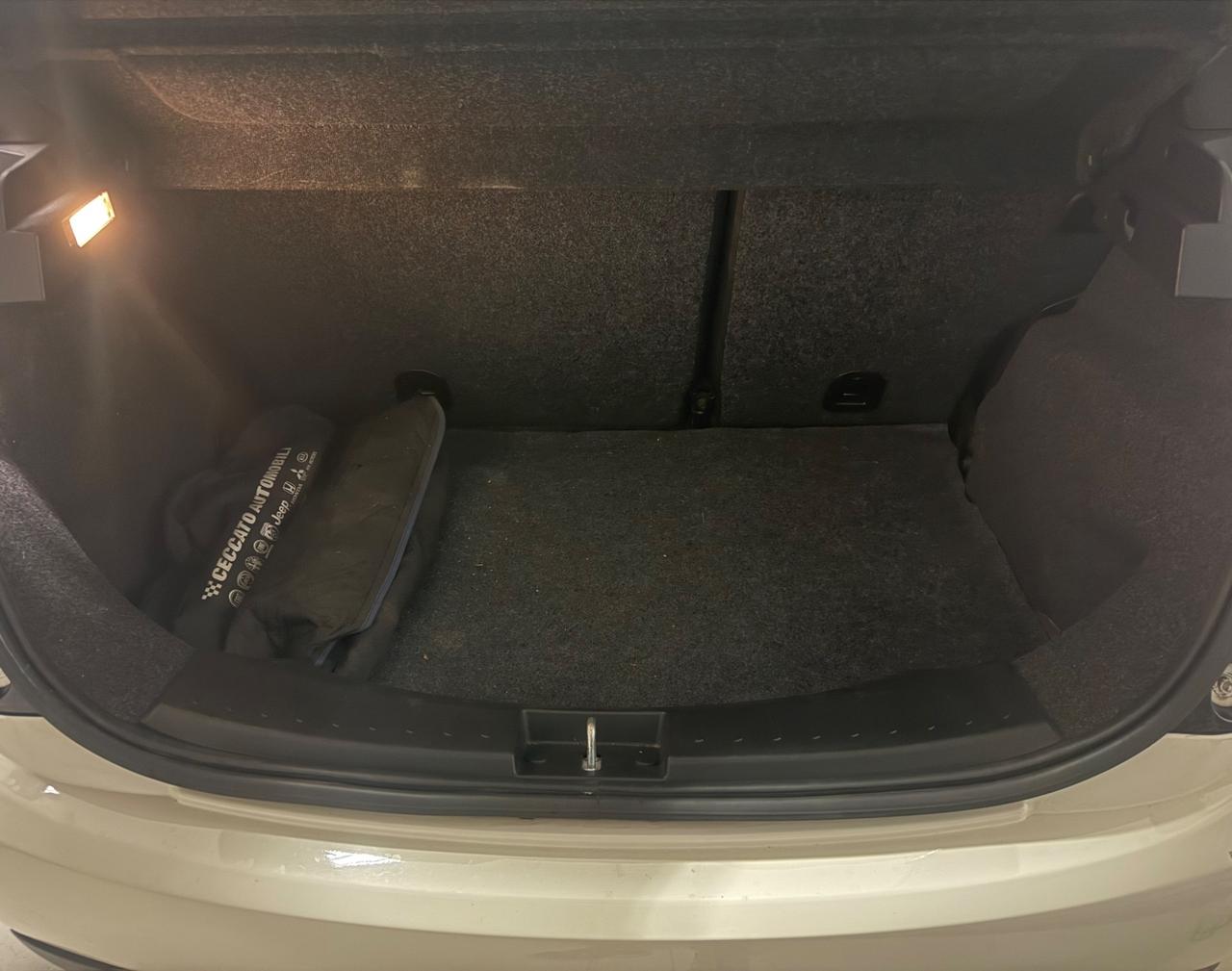 Lancia Ypsilon 1.2 69 CV 5 porte GPL Ecochic Gold