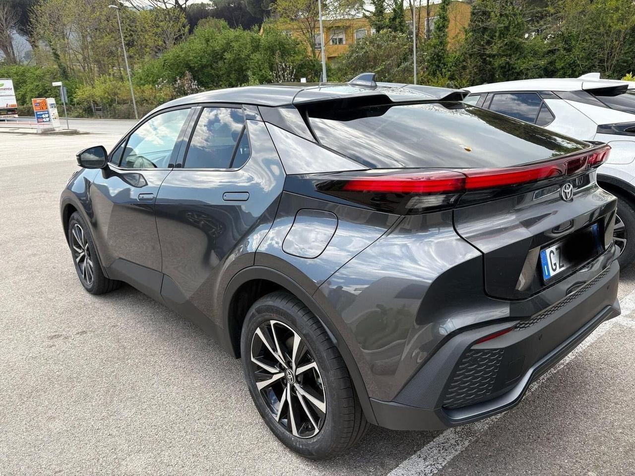 Toyota C-HR 2.0 HV Trend AUTO A NOLEGGIO