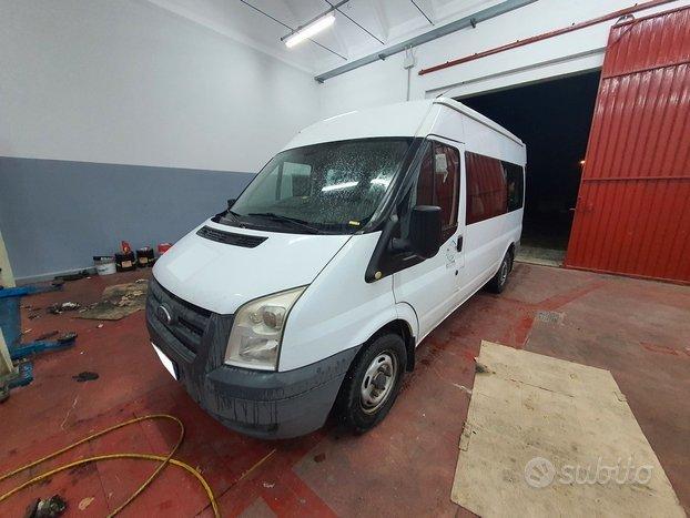 Ford Transit 300M 2.2 TDCi 115CV 9 Posti