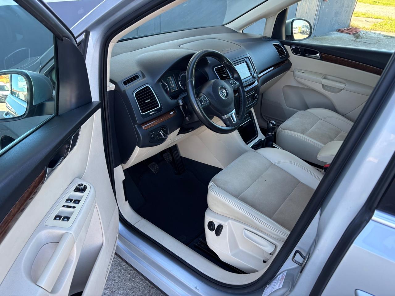 Volkswagen Sharan 2.0 TDI Highline. 7posti. Garanzia