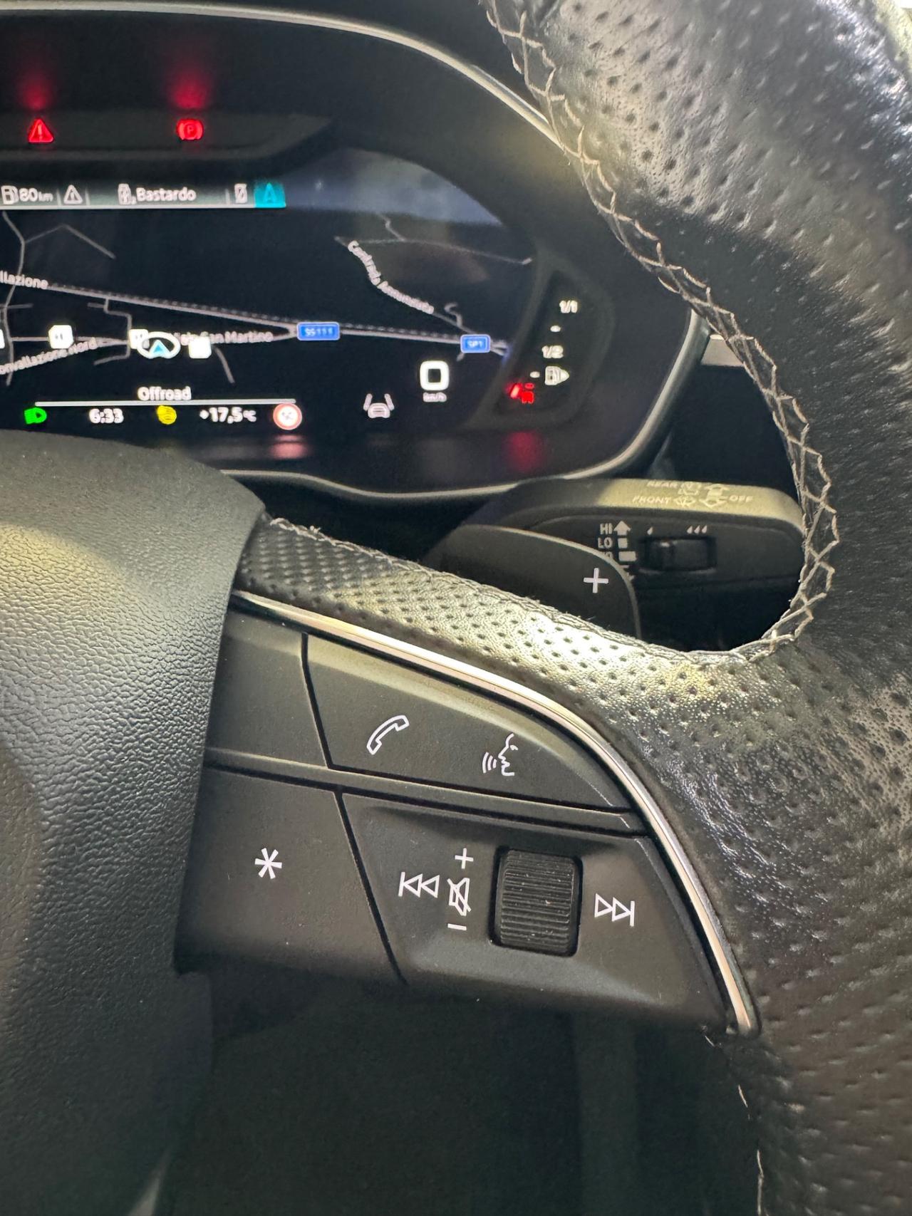Audi Q3 40 TDI quattro S tronic Identity Black