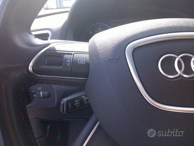 Audi Q3 2.0 tdi 150cv c.aut s-tronic